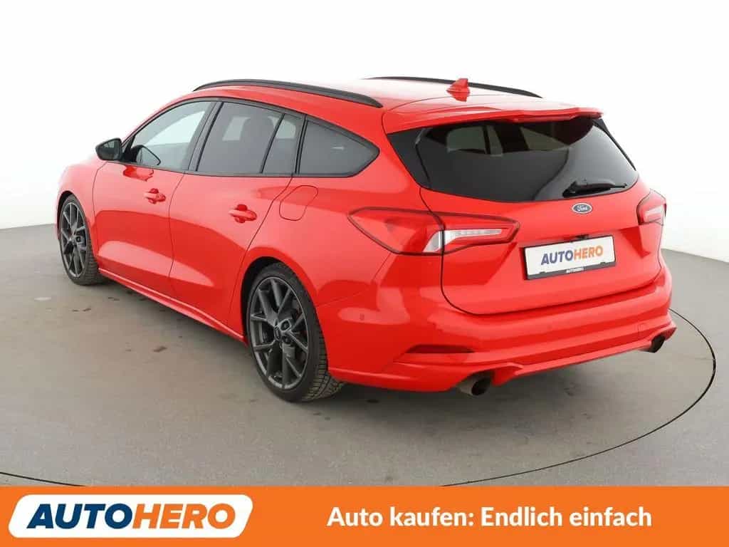 Ford Focus 2.3 EcoBoost ST*NAVI*LED*ACC*CAM*PDC*SHZ* 02/2020-photo-2