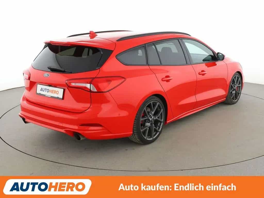 Ford Focus 2.3 EcoBoost ST*NAVI*LED*ACC*CAM*PDC*SHZ* 02/2020-photo-4