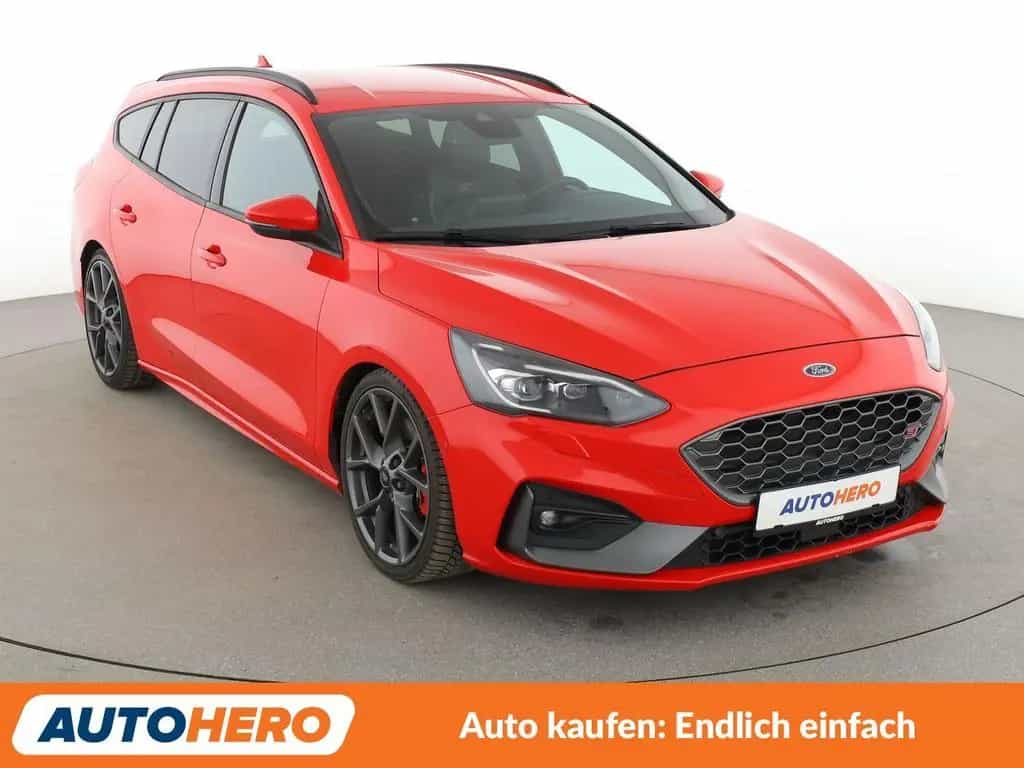 Ford Focus 2.3 EcoBoost ST*NAVI*LED*ACC*CAM*PDC*SHZ* 02/2020-photo-6