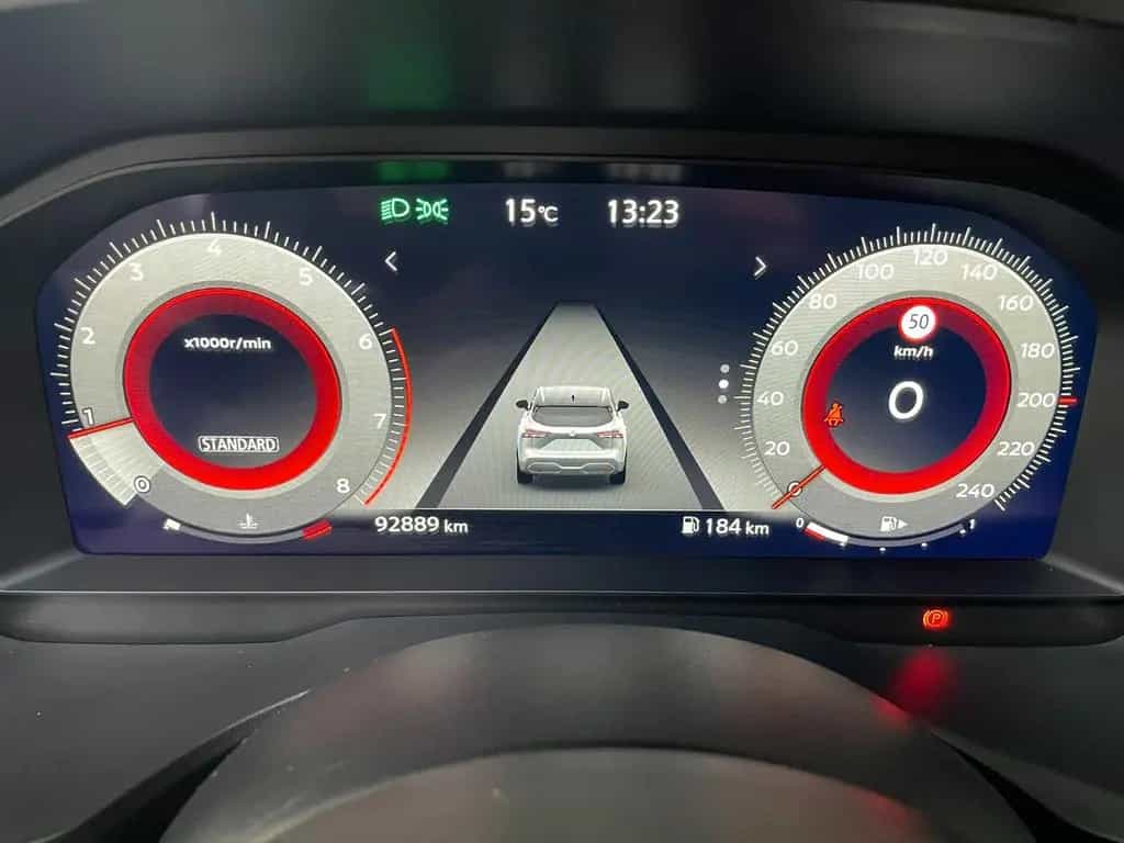Nissan Qashqai 1.3 DIG-T N-Connecta LED ACC 360° RFK 02/2024-photo-12
