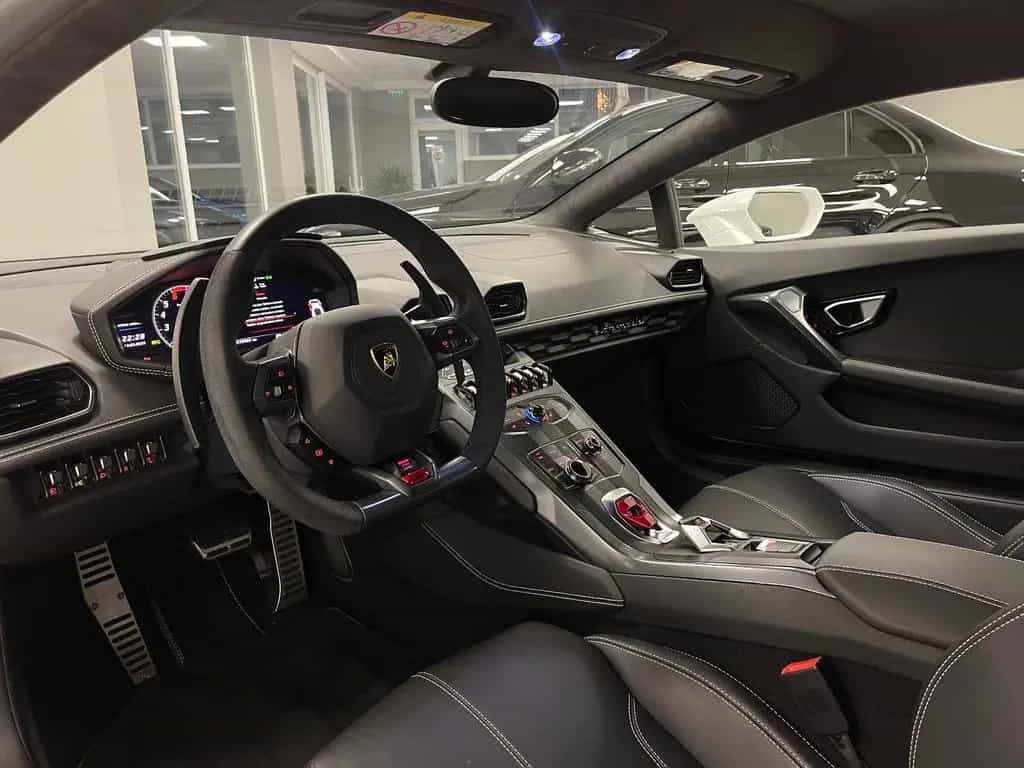Lamborghini Huracán LP610-4 | 2.Hd | U-frei | Deutsch | Lift 03/2015-photo-9