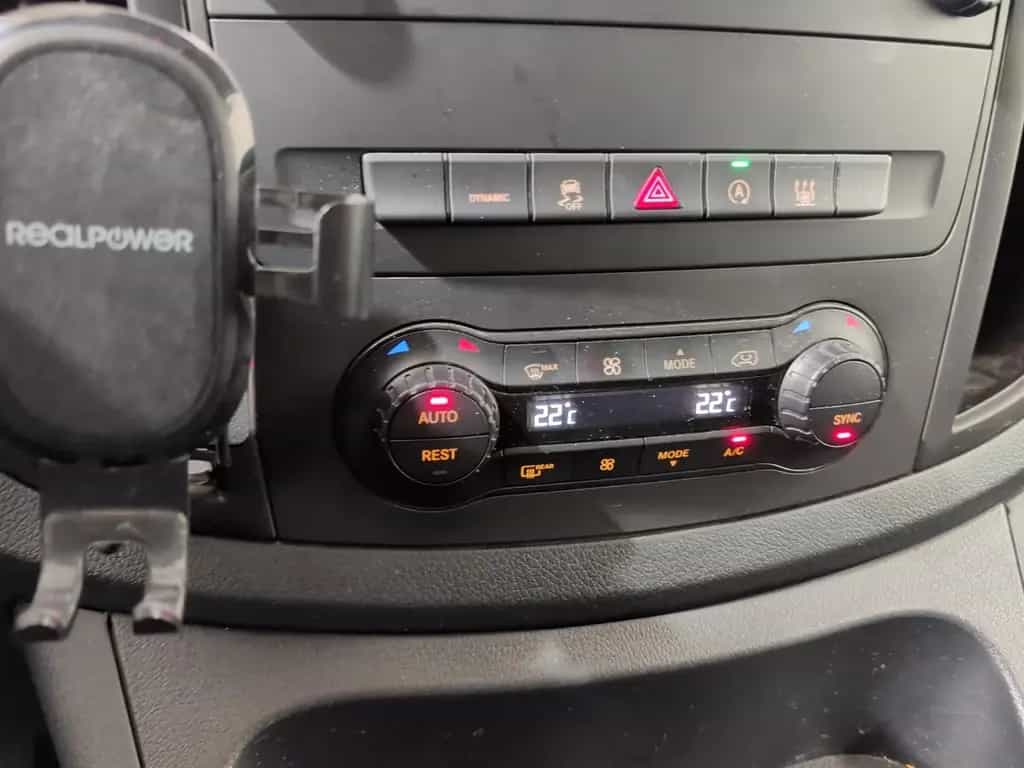 Mercedes-Benz Vito Mixto 119 CDI 4x4 9G Lang LED|Navi|StHz|SHZ 02/2021-photo-16