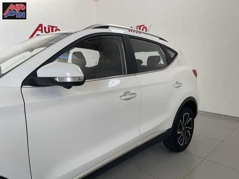 MG ZS 1.5 VTi-Tech Luxury 03/2024-photo-5
