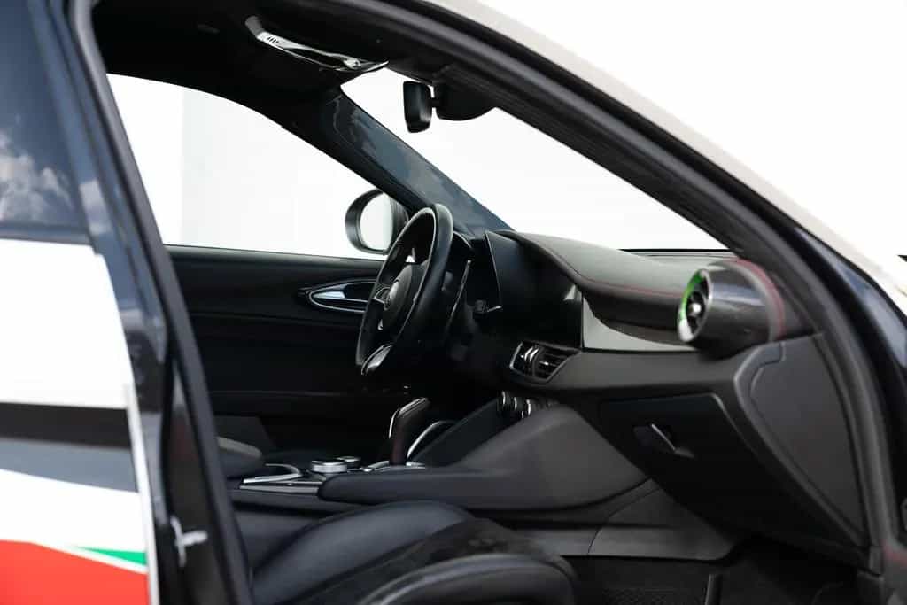 Alfa Romeo Giulia Quadrifoglio 2.9 *Bi-XENON*CARBON*SPARCO* 04/2022-photo-11