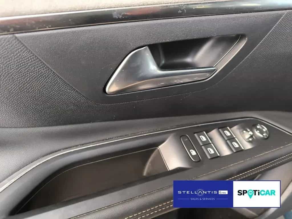 Peugeot 3008 GT PureTech 130 EAT8 ACC 3008 1.2 PureTech 11/2023-photo-11