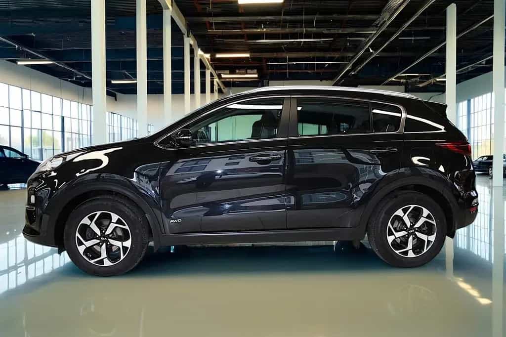 Kia Sportage 1.6 VISION 4x4 Navi/Cam/Temp/Pdc/Ahk 01/2019-photo-3