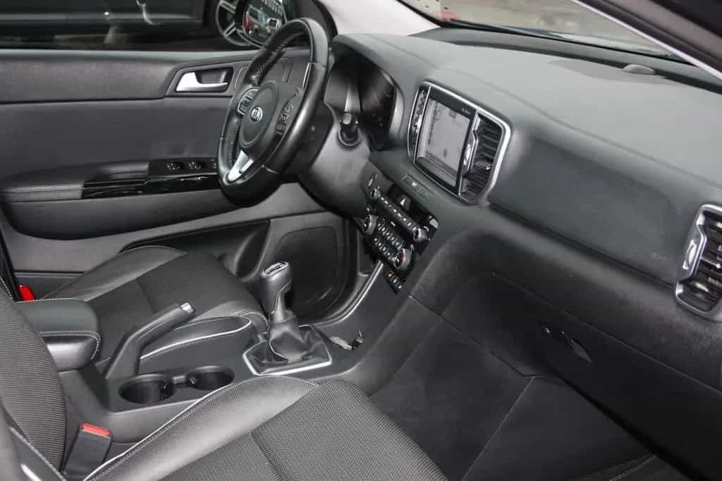 Kia Sportage 1.6GDi DREAM Leder/Navi/Cam/Tem/Pdc/Ahk 08/2017-photo-11