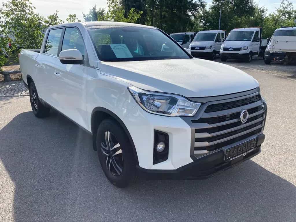 Ssangyong MUSSO Musso Grand Crystal 2.2 Xdi 4WD*Kamera*AHK 02/2023-photo-1