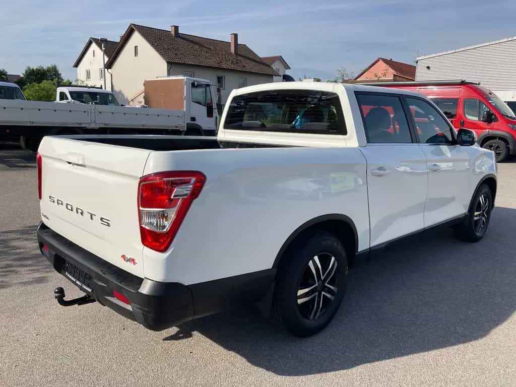 Ssangyong MUSSO Musso Grand Crystal 2.2 Xdi 4WD*Kamera*AHK 02/2023-photo-2