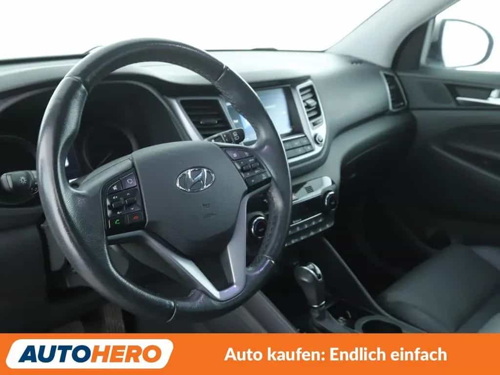 Hyundai TUCSON 2.0 CRDi Premium 4WD Aut.*NAVI*PLA*CAM* 09/2015-photo-10