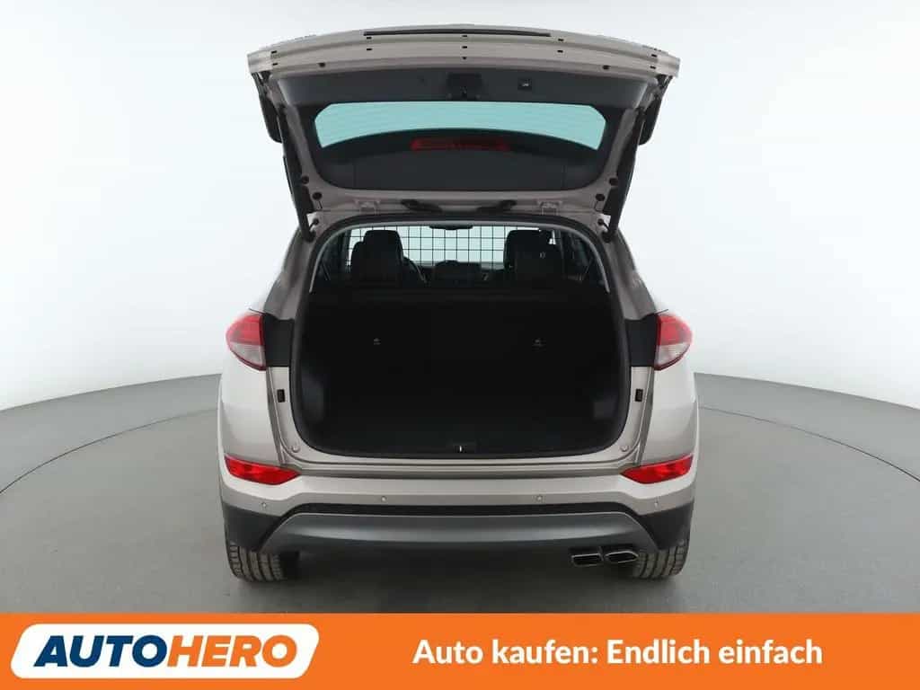 Hyundai TUCSON 2.0 CRDi Premium 4WD Aut.*NAVI*PLA*CAM* 09/2015-photo-16