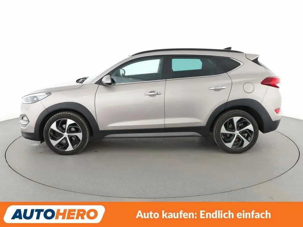 Hyundai TUCSON 2.0 CRDi Premium 4WD Aut.*NAVI*PLA*CAM* 09/2015-photo-2