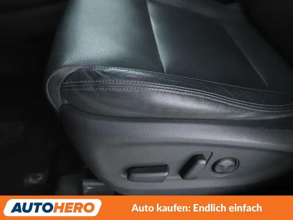 Hyundai TUCSON 2.0 CRDi Premium 4WD Aut.*NAVI*PLA*CAM* 09/2015-photo-28
