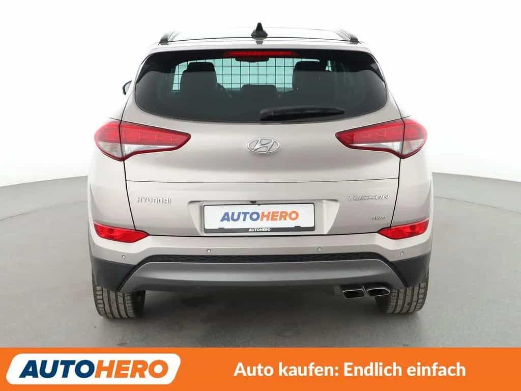 Hyundai TUCSON 2.0 CRDi Premium 4WD Aut.*NAVI*PLA*CAM* 09/2015-photo-4