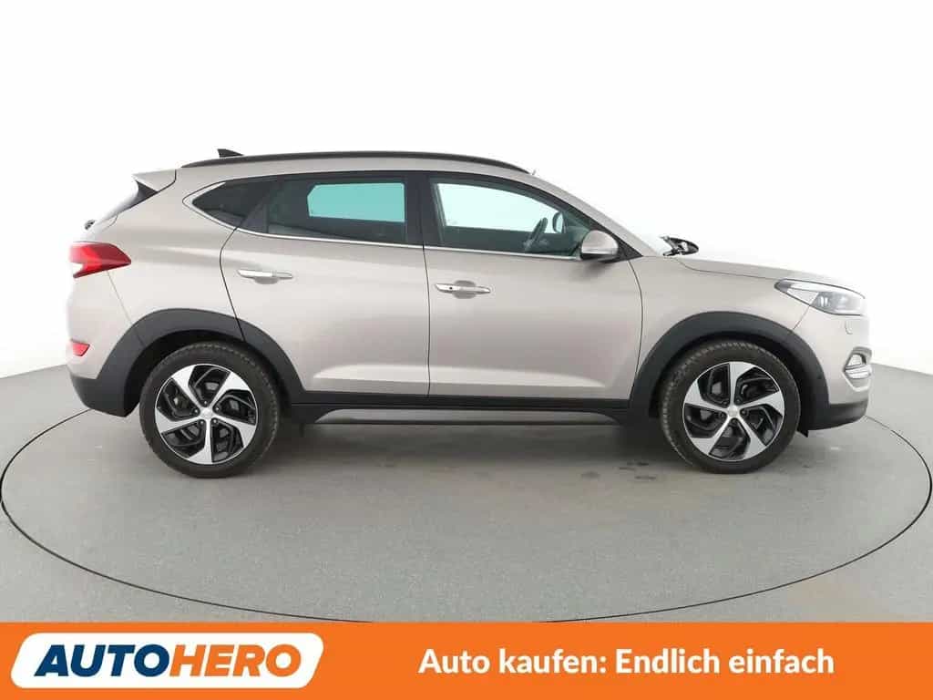 Hyundai TUCSON 2.0 CRDi Premium 4WD Aut.*NAVI*PLA*CAM* 09/2015-photo-6