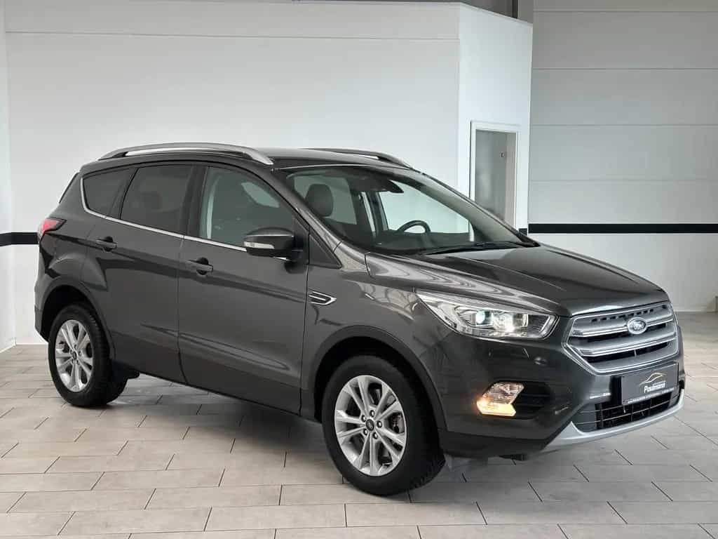 Ford Kuga 1,5 EcoBoost 4x4 Titanium Navi*Xenon* 06/2019-photo-2