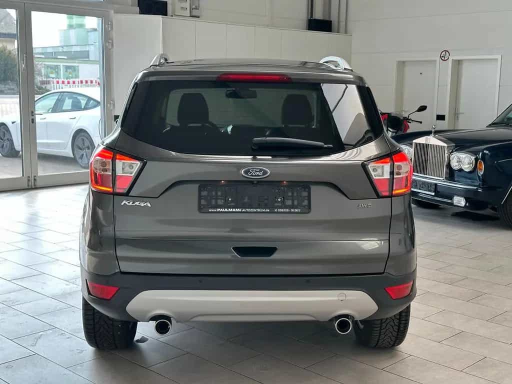 Ford Kuga 1,5 EcoBoost 4x4 Titanium Navi*Xenon* 06/2019-photo-24