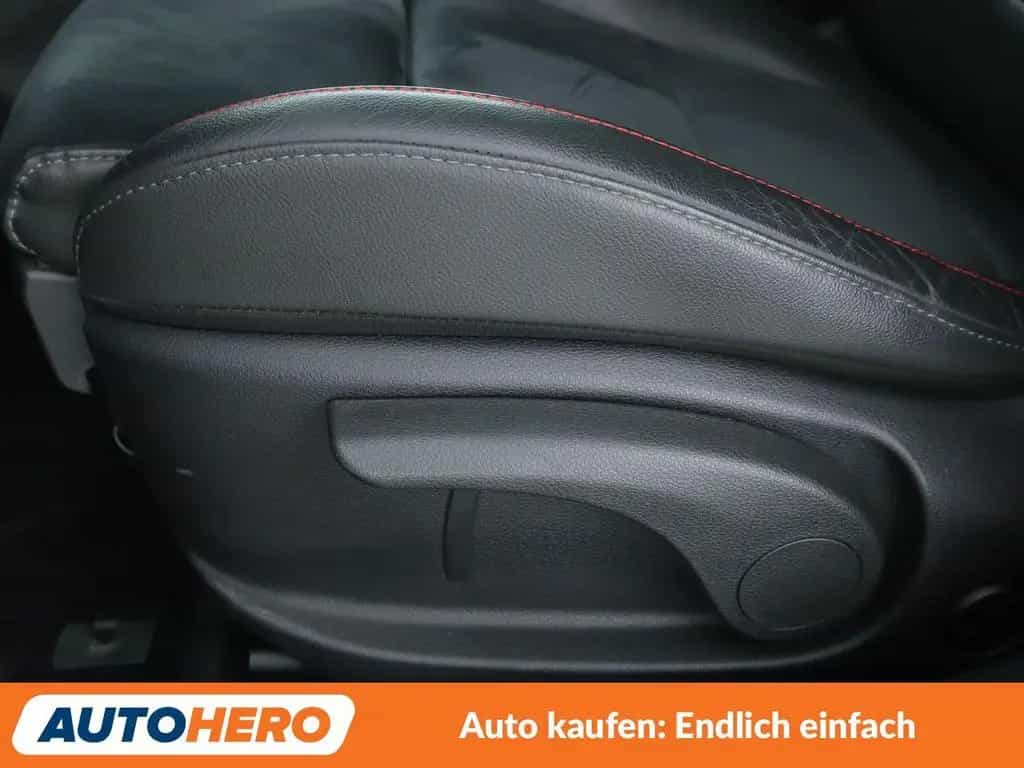 Hyundai i30 1.5 T-GDI Mild-Hybrid N Line Aut.*NAVI*LED* 09/2022-photo-28