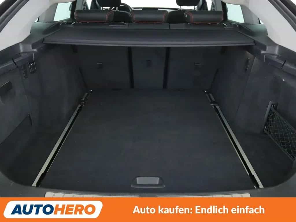 BMW 3 Series 330i GT Sport Line Aut.*NAVI*HUD*LED*ACC* 11/2016-photo-17