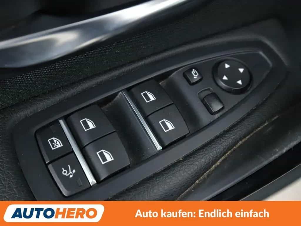 BMW 3 Series 330i GT Sport Line Aut.*NAVI*HUD*LED*ACC* 11/2016-photo-23
