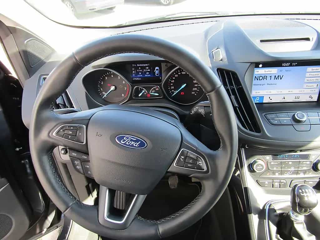 Ford Kuga 1.5 EcoBoost Titanium 4x2 NAVI 04/2019-photo-13