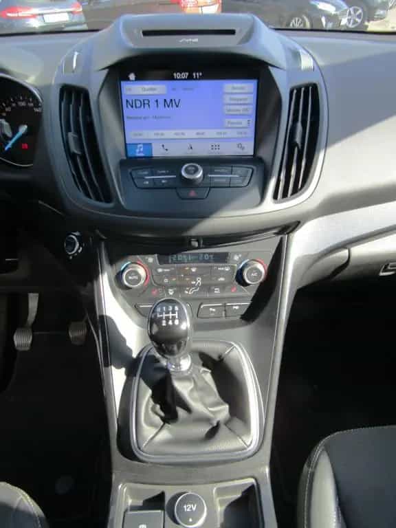 Ford Kuga 1.5 EcoBoost Titanium 4x2 NAVI 04/2019-photo-18