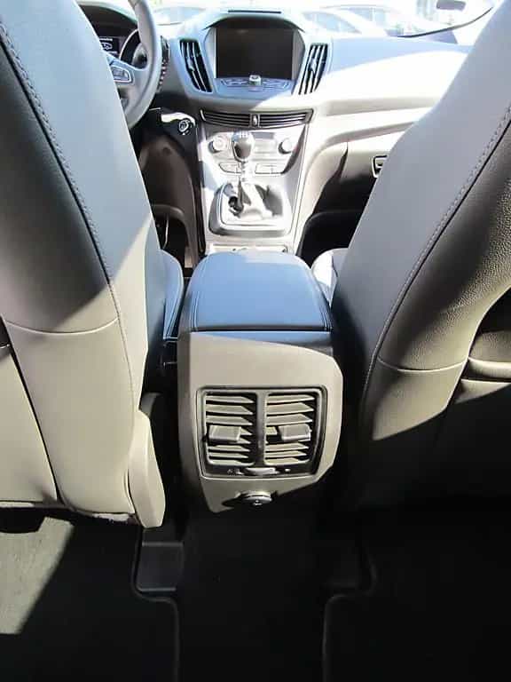 Ford Kuga 1.5 EcoBoost Titanium 4x2 NAVI 04/2019-photo-23
