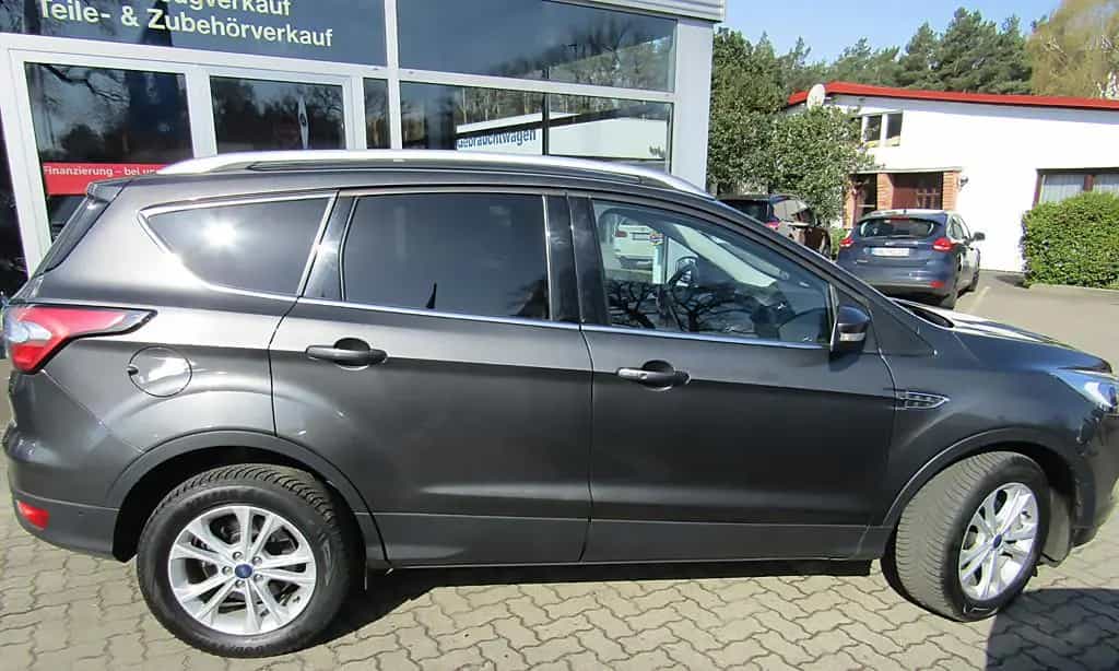 Ford Kuga 1.5 EcoBoost Titanium 4x2 NAVI 04/2019-photo-4