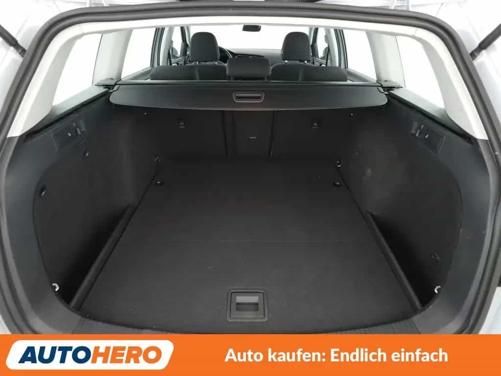 Volkswagen Golf VII 1.4 TSI Comfortline BM Aut.*NAVI*LED* 11/2017-photo-17