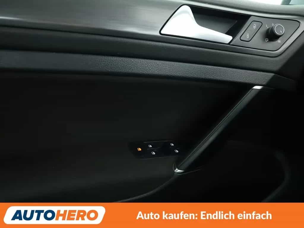 Volkswagen Golf VII 1.4 TSI Comfortline BM Aut.*NAVI*LED* 11/2017-photo-25