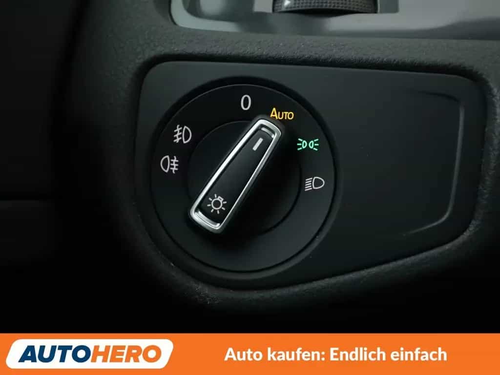 Volkswagen Golf VII 1.4 TSI Comfortline BM Aut.*NAVI*LED* 11/2017-photo-26