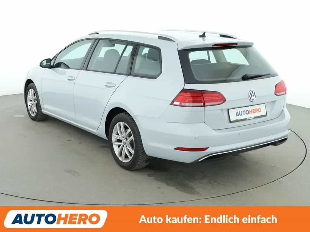 Volkswagen Golf VII 1.4 TSI Comfortline BM Aut.*NAVI*LED* 11/2017-photo-3