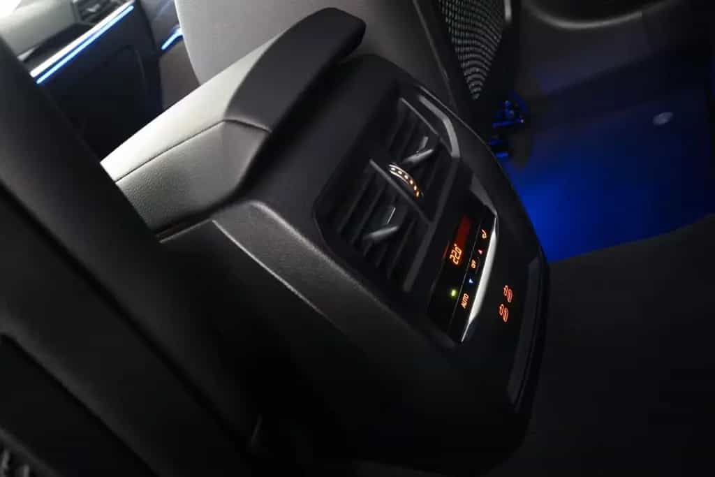 ALPINA B3 Touring Allrad HUD H&K 360° LASER 20" 09/2021-photo-25