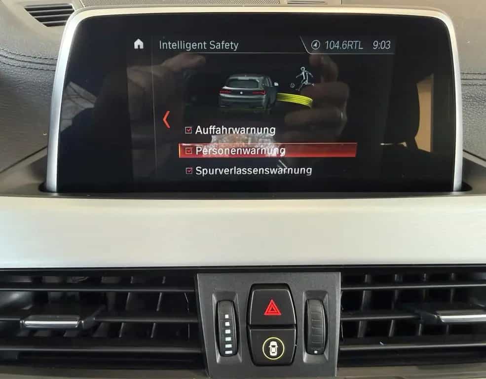 BMW X2 sDr. 20 i Advantage KAM+LED+AHK+HIFI+NAVI+AL 11/2018-photo-29