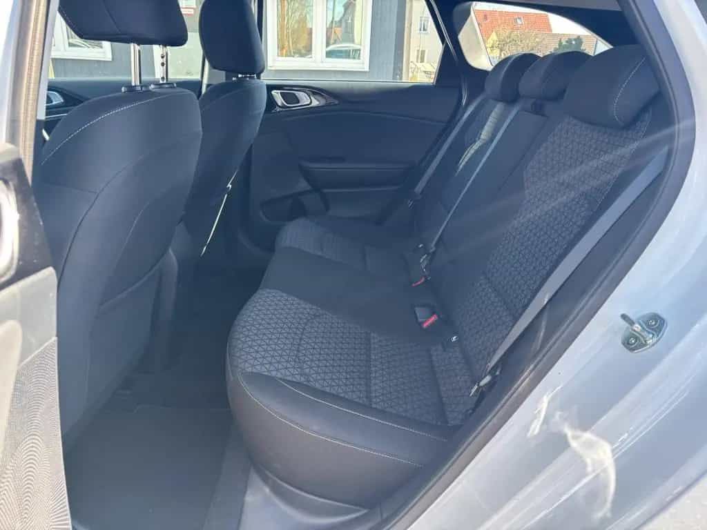 Kia cee'd Sportswagon 1,5 T-GDI "Vision" 05/2021-photo-14