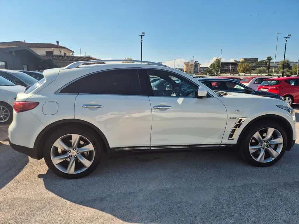 Infiniti QX70 3.0 diesel V6 AT S Premium 04/2015-photo-1