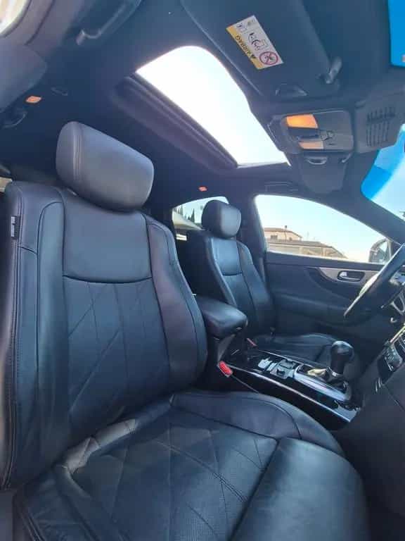 Infiniti QX70 3.0 diesel V6 AT S Premium 04/2015-photo-9