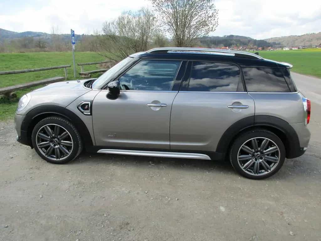 MINI Countryman S (Cooper) Cooper S ALL4 Cooper S 03/2017-photo-2