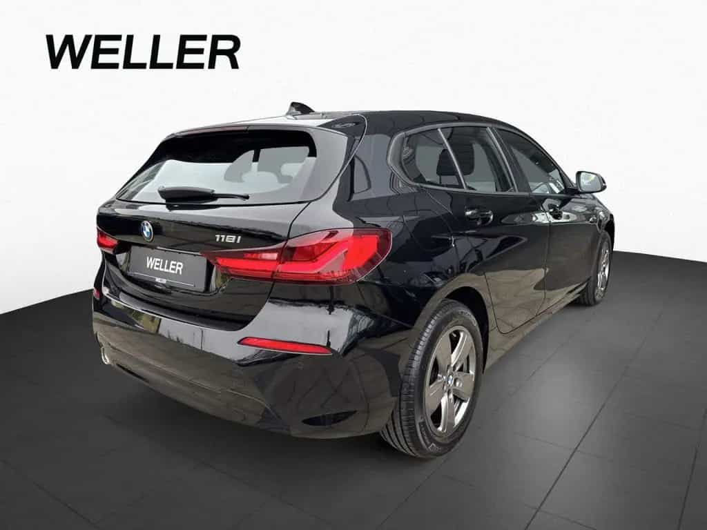 BMW 1 Series 118i Advantage LED Tempo DAB ActiveGuard PDC 16" 01/2022-photo-3