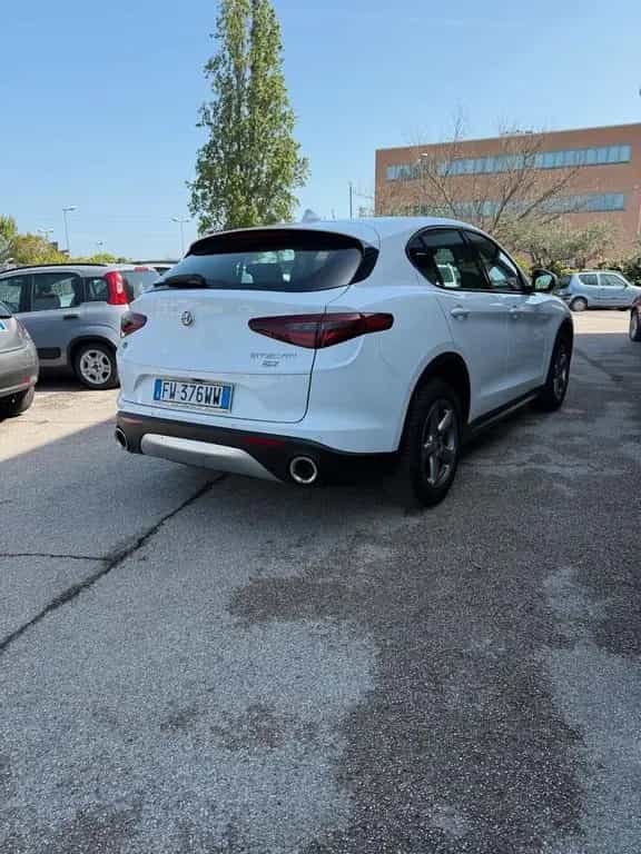 Alfa Romeo Stelvio 2.2 Turbodiesel 190 CV AT8 Q4 04/2019-photo-2