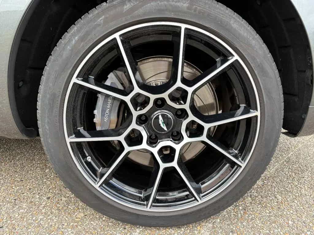 Aston Martin DBX 4.0 V8 12/2021-photo-16