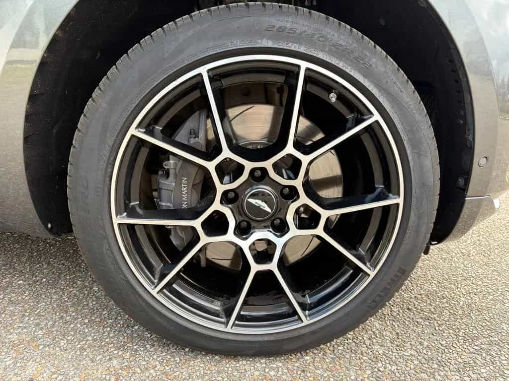 Aston Martin DBX 4.0 V8 12/2021-photo-18