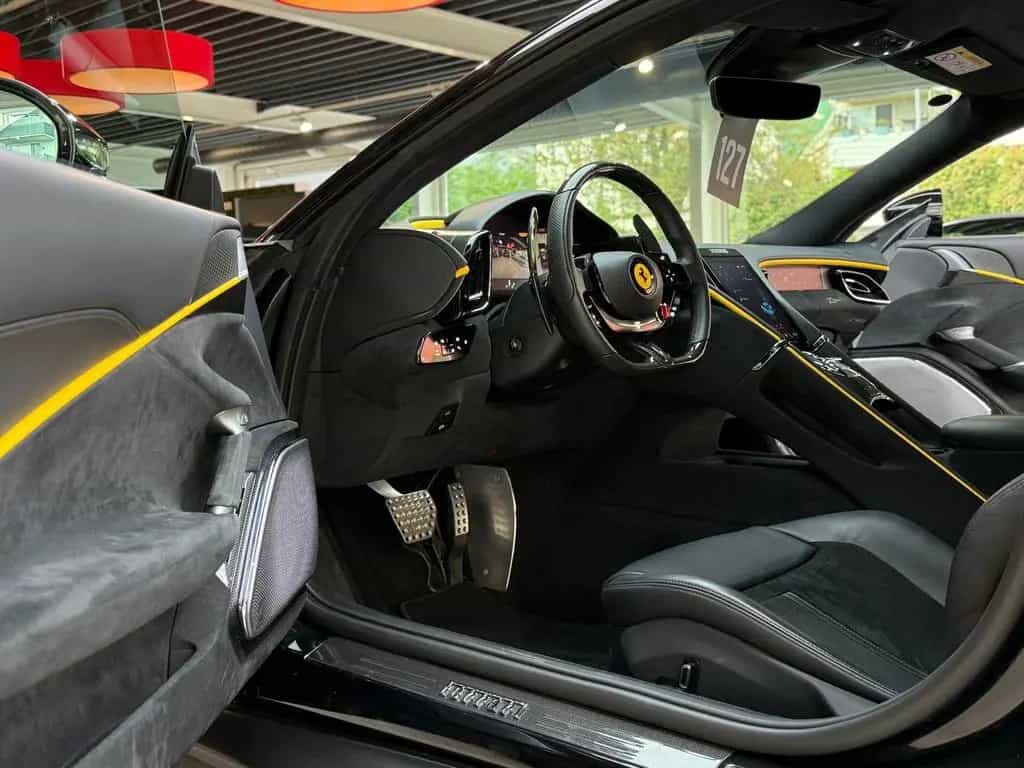 Ferrari Roma MagneRide*BeifahrerDispl*JBL*Carbon 04/2024-photo-9