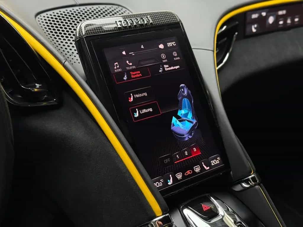 Ferrari Roma MagneRide*BeifahrerDispl*JBL*Carbon 04/2024-photo-16