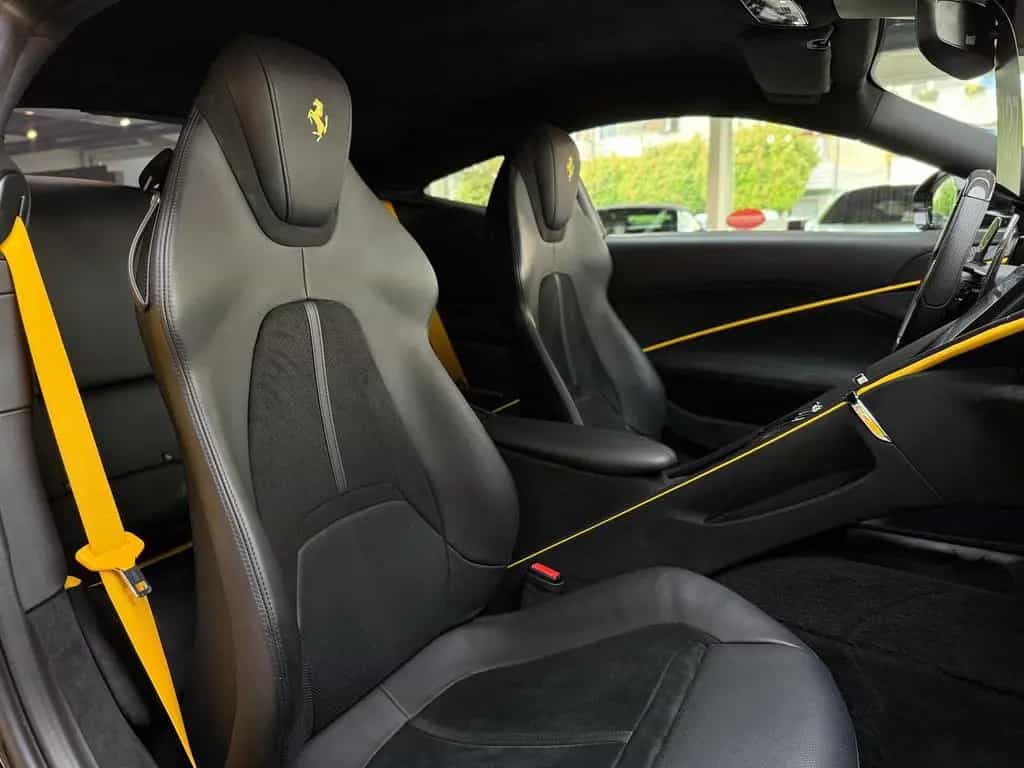 Ferrari Roma MagneRide*BeifahrerDispl*JBL*Carbon 04/2024-photo-22