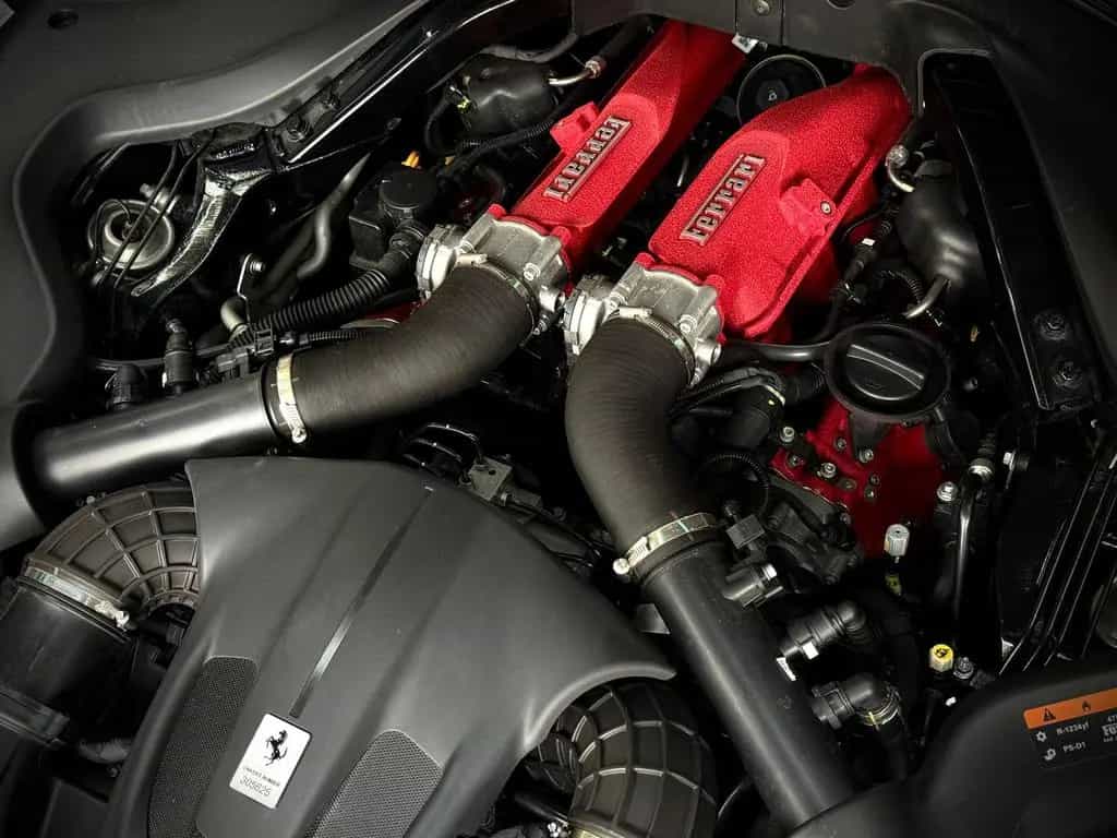 Ferrari Roma MagneRide*BeifahrerDispl*JBL*Carbon 04/2024-photo-2