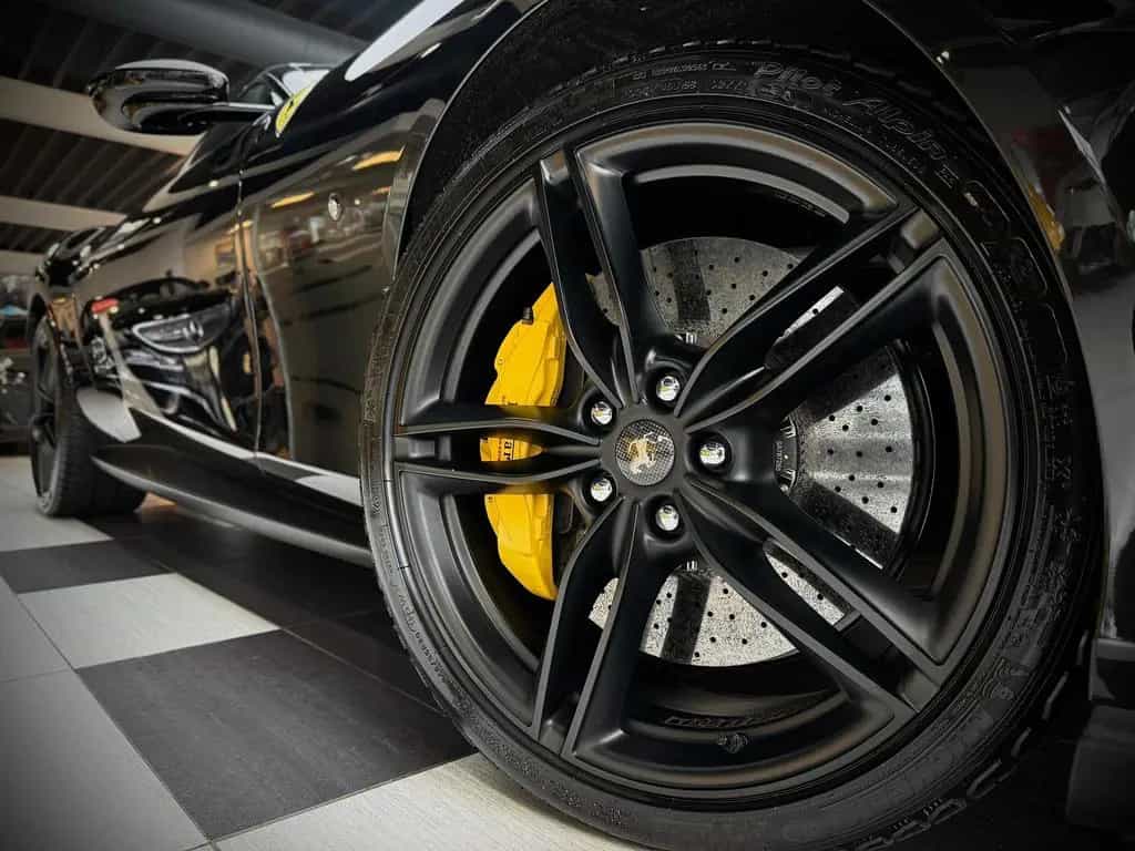 Ferrari Roma MagneRide*BeifahrerDispl*JBL*Carbon 04/2024-photo-4
