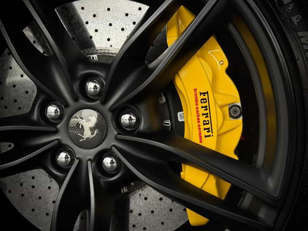 Ferrari Roma MagneRide*BeifahrerDispl*JBL*Carbon 04/2024-photo-5