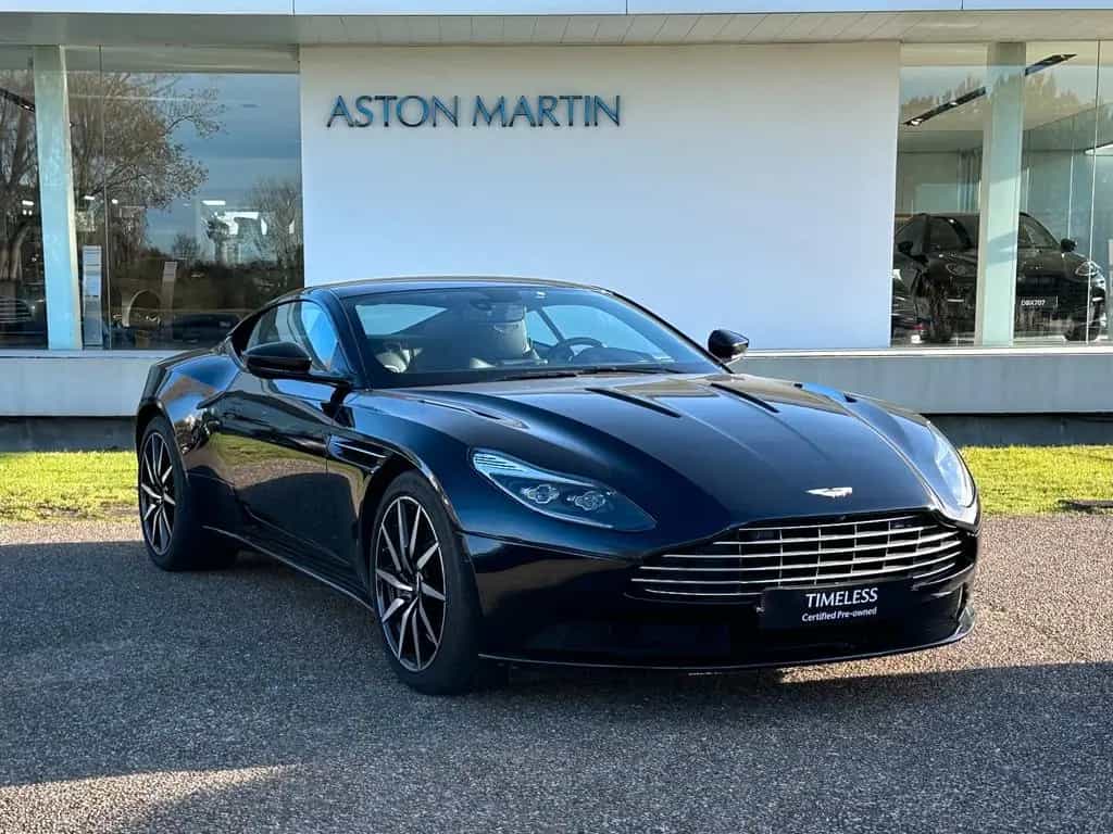 Aston Martin DB11 5.2 V12 AMR 03/2017-photo-2