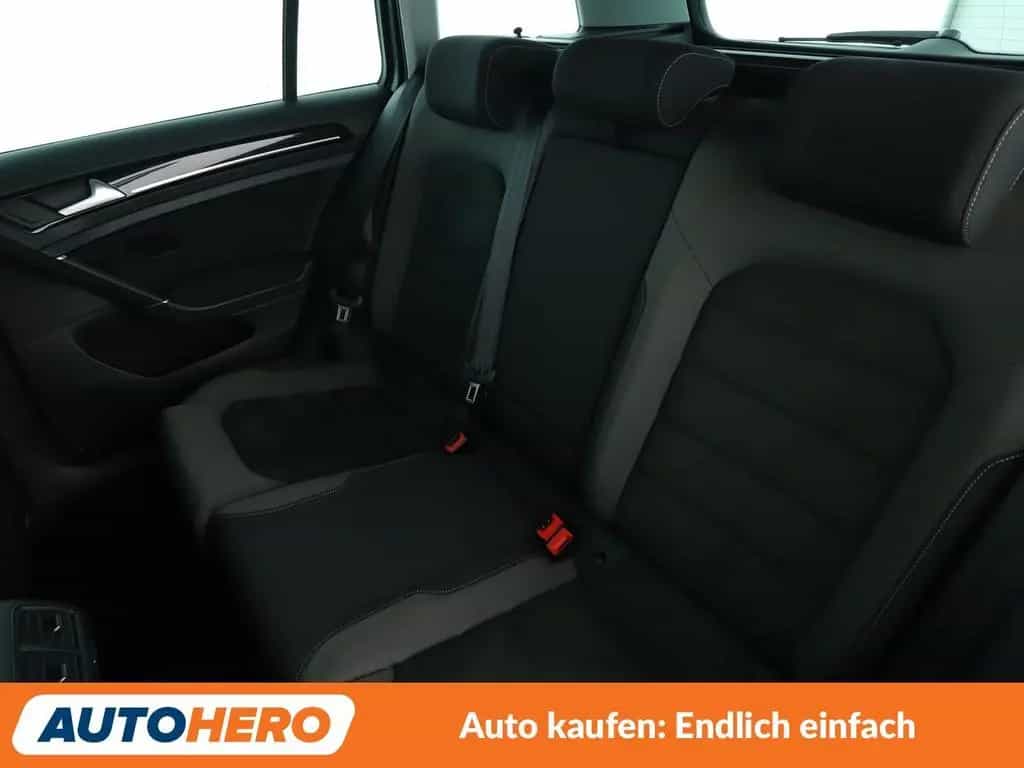 Volkswagen Golf VII 1.5 TSI ACT Highline BMT Aut.*NAVI*LED* 07/2019-photo-13